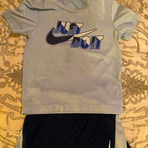 Nike toddler boy set